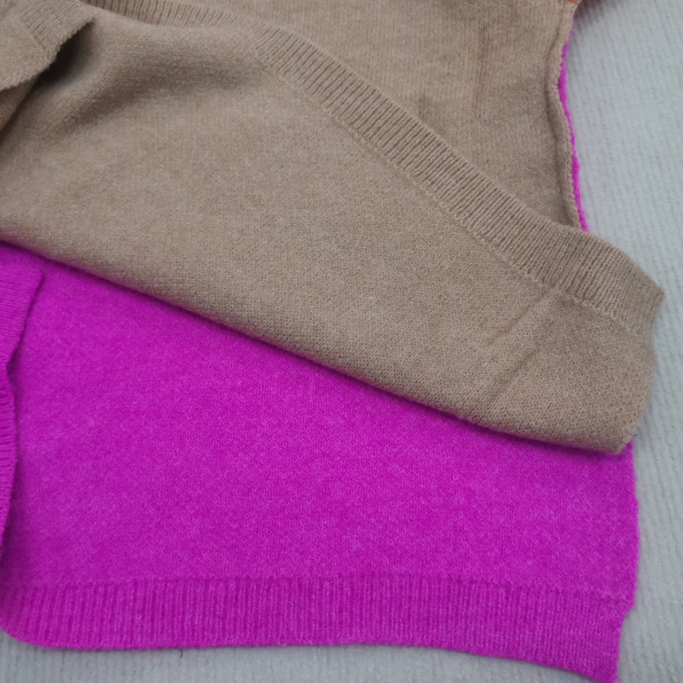 Farbenfroher Rollkragenpullover für Frauen