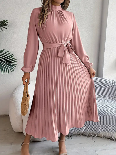 Layla - einfarbiges Kleid mit Stehkragen und plissiertem Gürtel