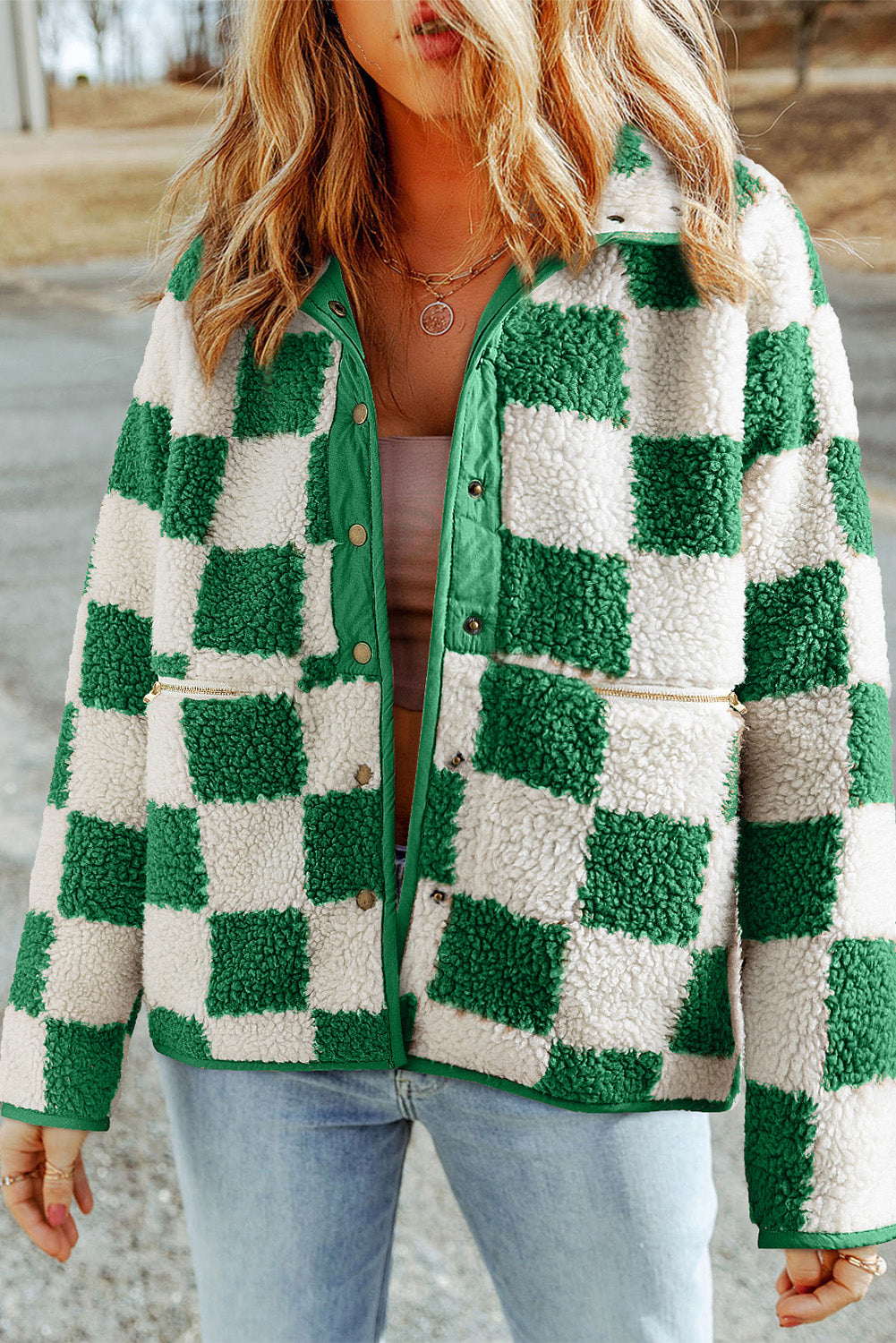 Karierte Sherpa-Jacke mit Druckknöpfen für Frauen