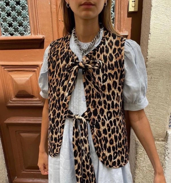 Leonie - Frühlingsweste mit Leopard