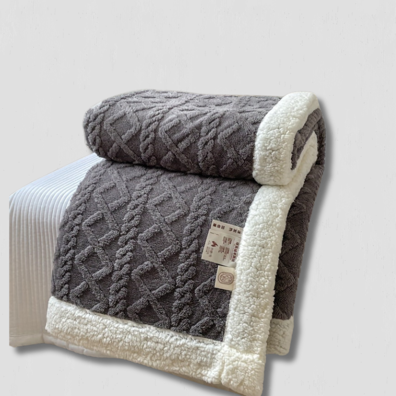 CozyNest - Reversible Fleece-Decke
