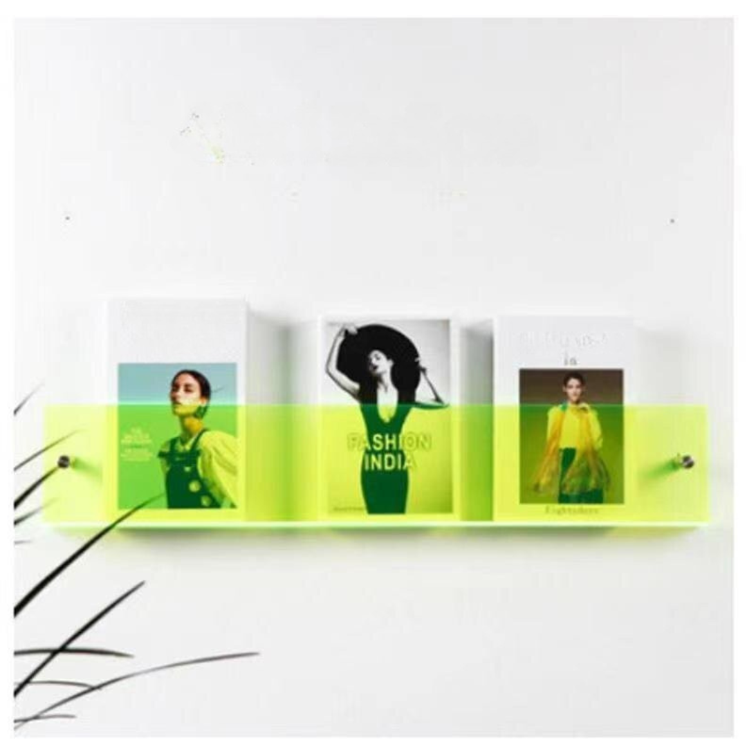 Estante de pared con revistero de acrílico transparente