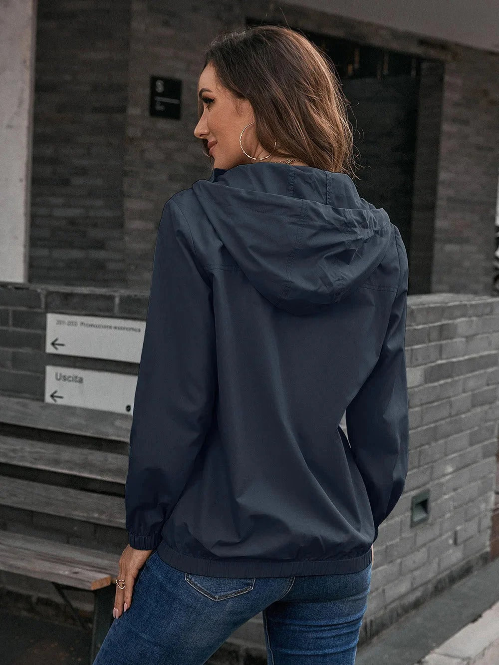 Leichte Kapuzenjacke für Damen