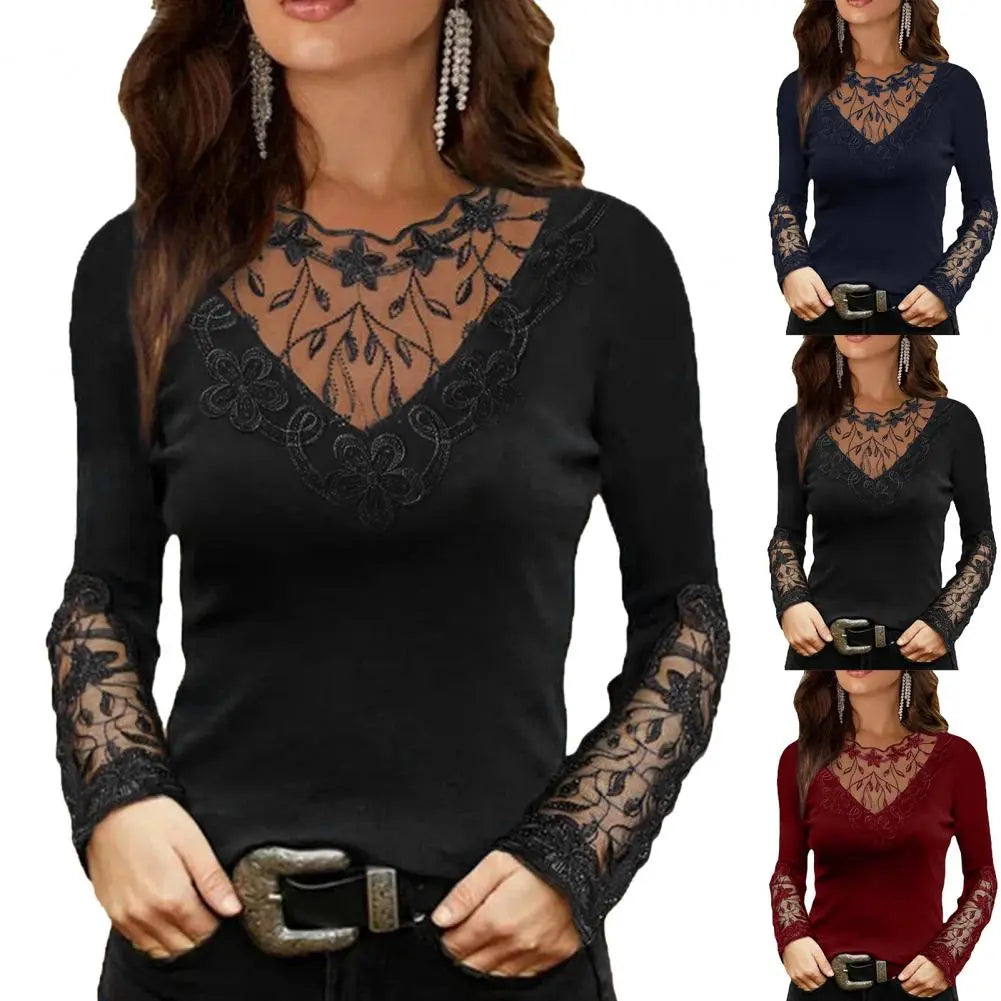 Ketty - Bluse mit V-förmigen Kanten am Hals