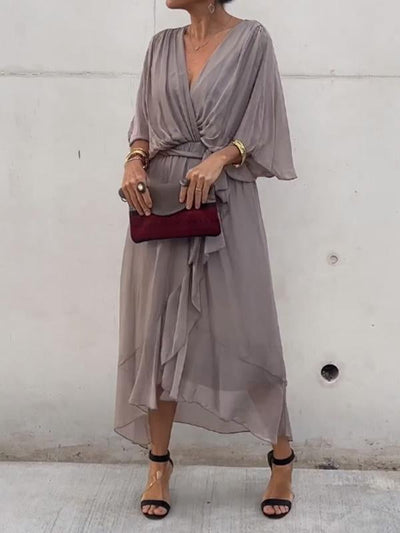Fließendes Sommerkleid für Frauen mit V-Ausschnitt und Taillengürtel