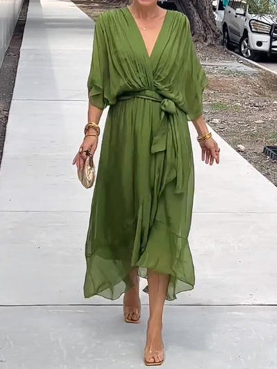 Fließendes Sommerkleid für Frauen mit V-Ausschnitt und Taillengürtel