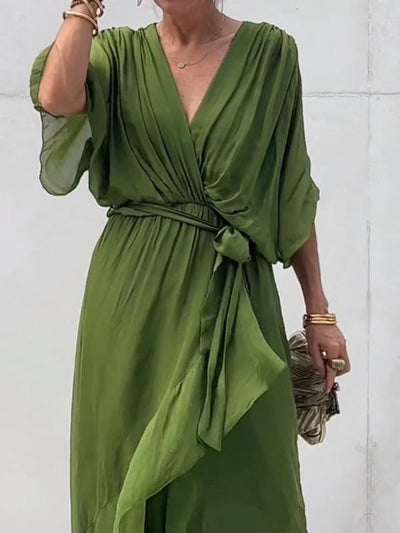 Fließendes Sommerkleid für Frauen mit V-Ausschnitt und Taillengürtel