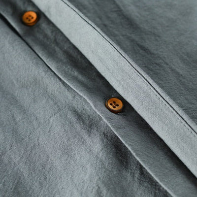 Modernes Slim Fit Hemd mit Stehkragen und langen Ärmeln