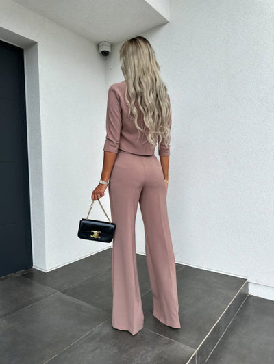 Elegantes zweiteiliges Set für Damen