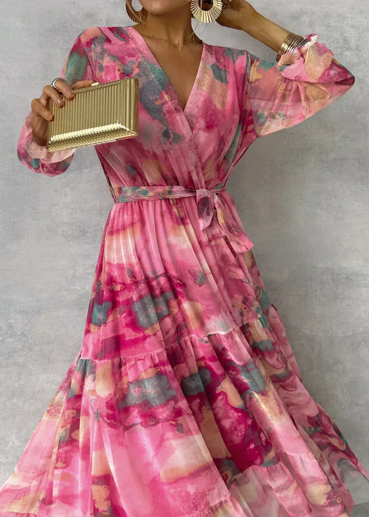 Langärmeliges Sommerkleid für Frauen - Moderne Freizeitmode