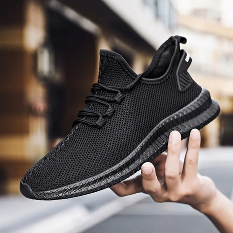 Leichte Herren-Turnschuhe mit orthopädischem Fußbett