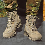 Militärische Winterstiefel