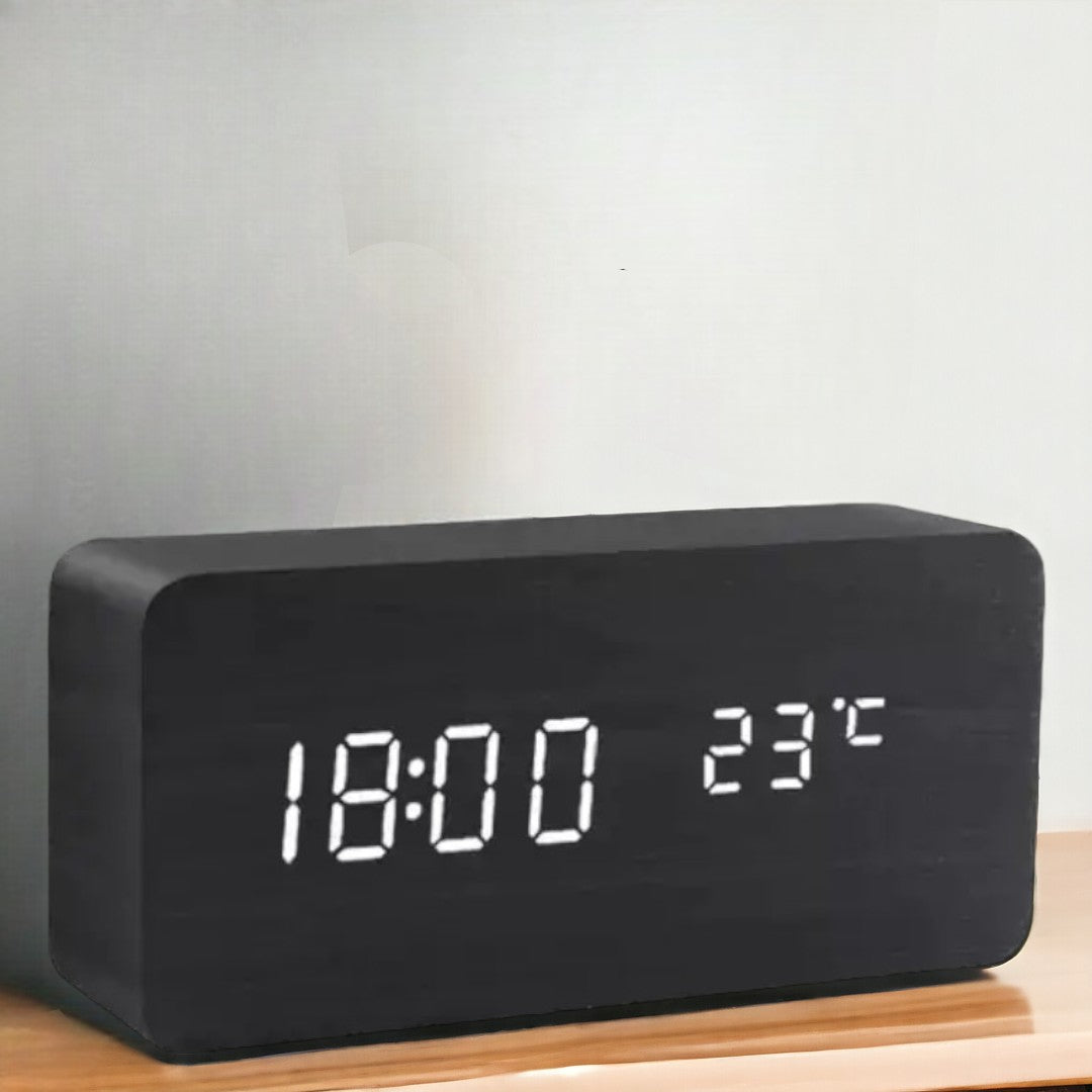 Digitaler Wecker aus Holz - LED-Anzeige, Sprachsteuerung, einstellbare Helligkeit