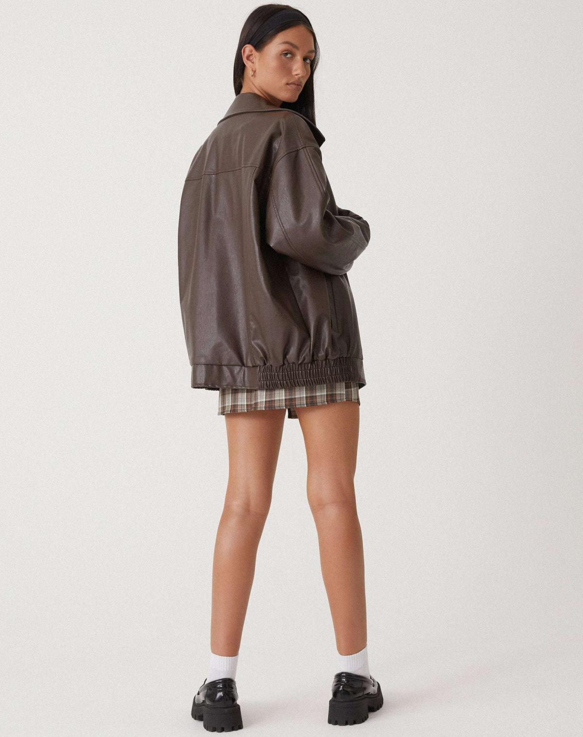 Stylische Lederjacke in Übergröße - Komfortabel und trendig für jeden Tag