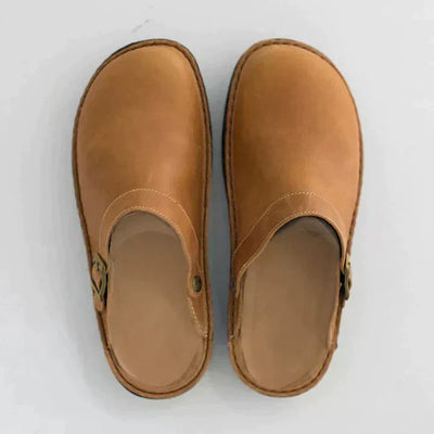 Orthopädische Clogs aus Leder